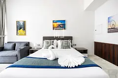 Bright | Partial Canal View | Cozy Studio