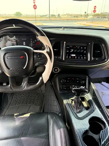 صورة 10 لـ 2019 Dodge CHALLENGER