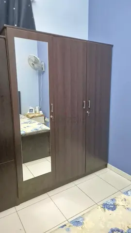 3 door woodem cupboard dark walnut finish