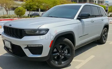 Jeep Grand Cherokee Altitude 2023 GCC Specs