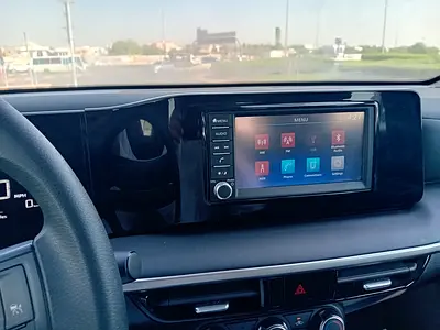 صورة 11 لـ 2025 Nissan KICKS