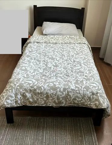 2 single beds for sale