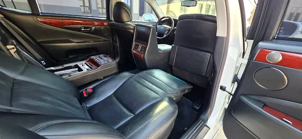 صورة 3 لـ 2012 Lexus LS-SERIES