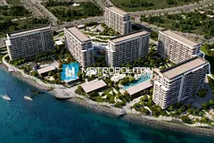 Studio w/ Balcony | High Floor | Canal View