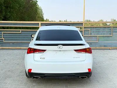 صورة 7 لـ 2018 Lexus IS-SERIES
