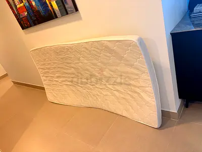 Single/Twin Mattress - Good Condition, Firm Support