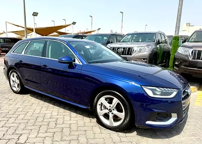 Experience luxury and performance with this pristine 2023 Audi A4 40 TFSI.ZERO KM Finished in a sop