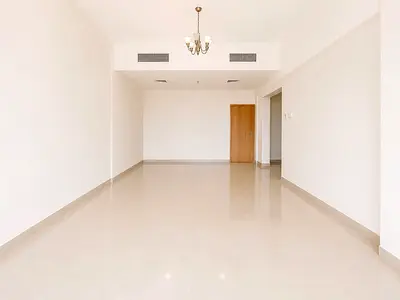 Luxury House Near To Sahara Mall__2 Bedroom Apt+Maid Room 3 Bathroom__ Big Hall With Balcony __6 Ch