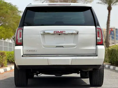 2018 GMC YUKON — фото 6