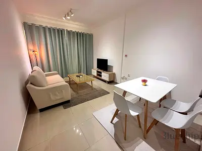 Sea and Sunset View I Well Furnished | Higher Floor
