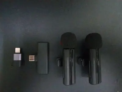 Wireless Lavalier Microphone (2 Mics + USB-C/Lightning Adapter)