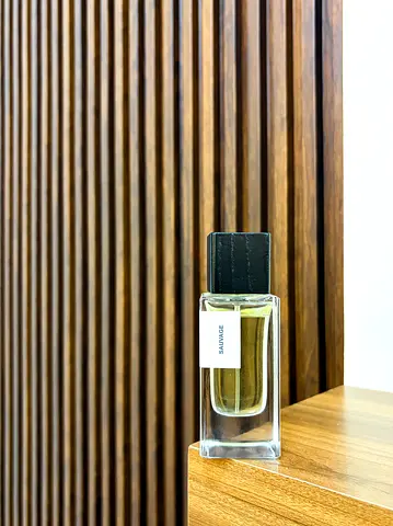 متوفر لدينا عطر سوفاج sauvage