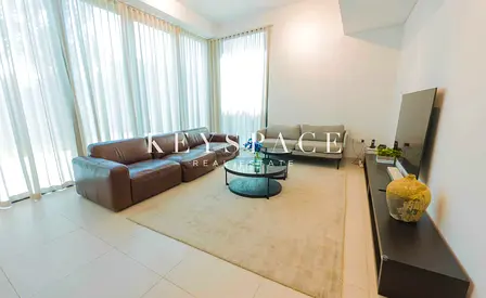 Designer Villa | Prime Location | Resale