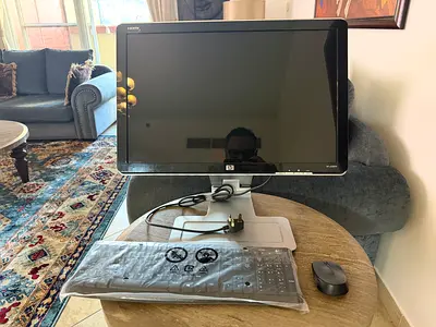 HP 22" Monitor Keyboard & Mouse Combo - 180 AED ONLY!