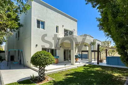 Exclusive | Upgraded 4 Bed | November Move In