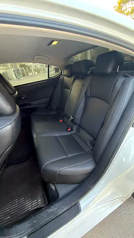 صورة 11 لـ 2023 Lexus ES-SERIES