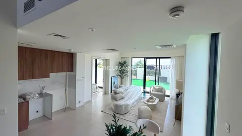 Largest Corner Plot | Single Row |Flexible Cheques