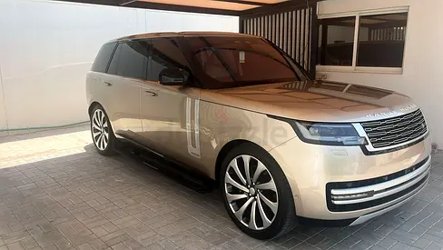 RANGE ROVER AUTOBIOGRAPHY LONG WHEEL BASE- LWB- 17,000 K.M- SERVICE CONTRACT.