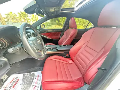صورة 14 لـ 2018 Lexus IS-SERIES