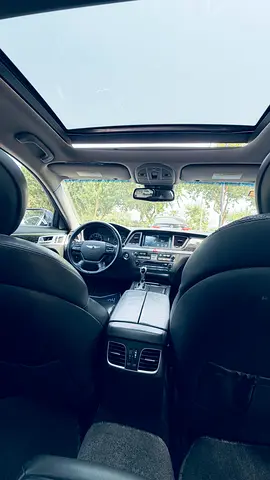 صورة 10 لـ 2017 Genesis G80