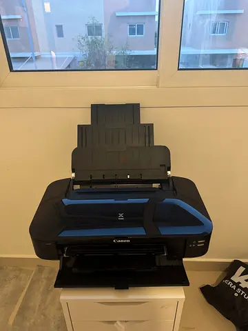 Canon PIXMA large-format photo printer - good working condition