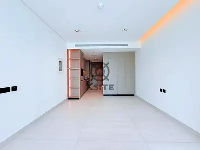 Modern Studio | Great Amenities | Pool View