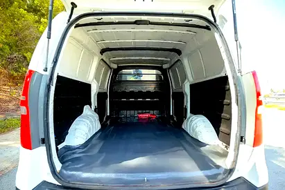 صورة 7 لـ 2021 Hyundai H1