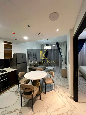 VACANT, BRAND NEW 1 Bedroom Apartment