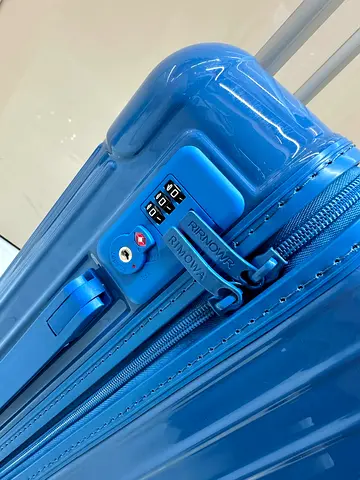 Suitcase fiber