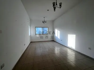 HOT DEAL | BRIGHT & SPACIOUS | READY TO MOVE IN
