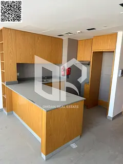 🏡 One-Bedroom Apartment with Balcony for Sale in Al Mamsha – A Great Price and a Prime Investme