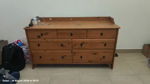 Solid Pine 7-Drawer Dresser / Sideboard in Good Condition