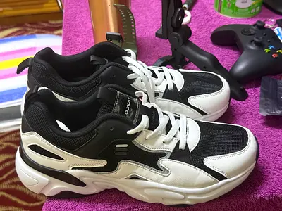 Black & White Chunky Sneakers - Gently Used, Size Unknown