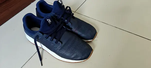 New blance leather shoes blue