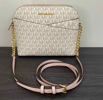 Michael Kors Cross body bag