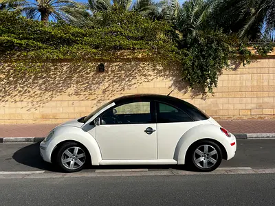 2008 Volkswagen New Beetle 2.0 Automatic – Sunroof & Leather | GCC Specs