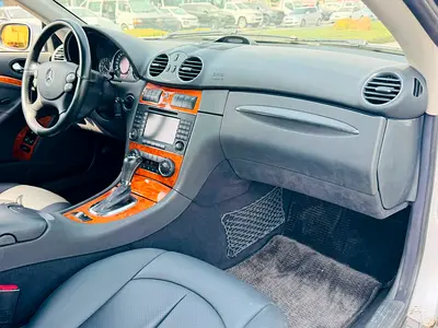 2005 Mercedes-BENZ CLK 照片 11