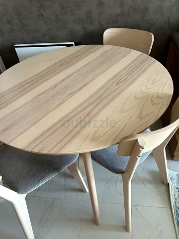 Lisabo Dining Table & Chairs