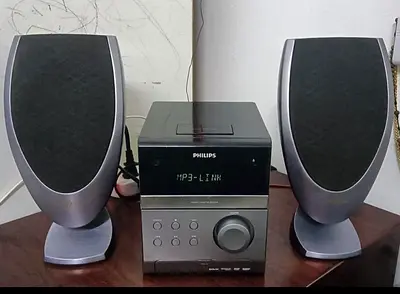 Philips Music system (8 Ohms)with Infinity Speakers (8 Ohms)