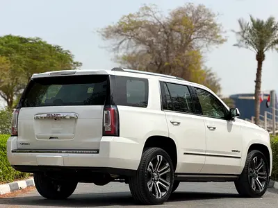 2018 GMC YUKON — фото 8