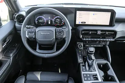 صورة 17 لـ 2026 Toyota PRADO