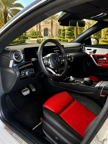 صورة 15 لـ 2021 Mercedes-BENZ CLA