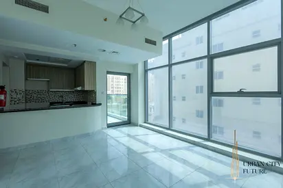 Open Kitchen - Well Maintained - Exclusive Offer