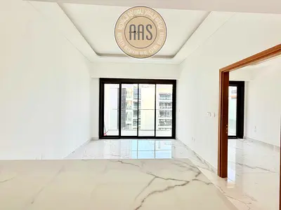 U shape kitchen •• very good size •• chiller free •• spacious layout •• pool view