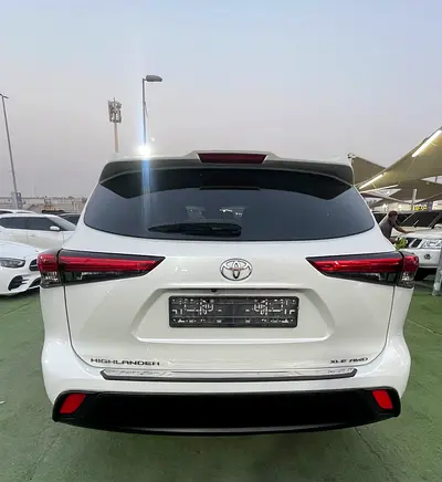 صورة 11 لـ 2020 Toyota HIGHLANDER