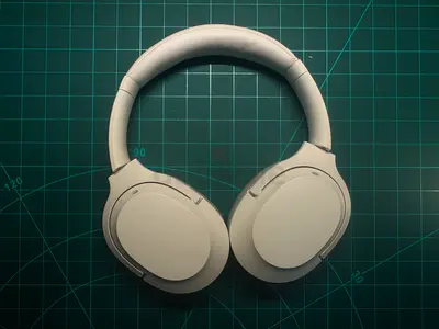 Bluetooth noise cancelling headphones - Razer Opus