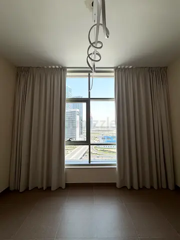 Light beige full curtains-set for hall & bedroom. Got in Dec’25. Selling as moving to furnished apt.