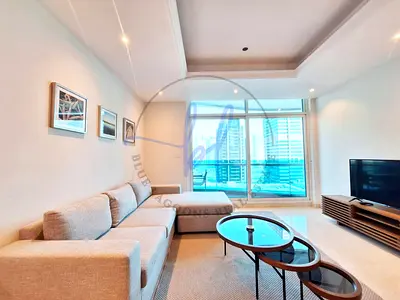 Bright Apt | Marina View | Chiller Free | Vacant