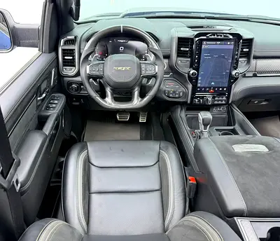 2024 RAM 1500 photo 8