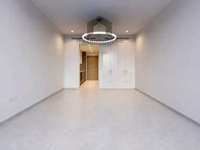 Brand new | 3-4 Cheques| Unfurnished | Ready on Sep 10